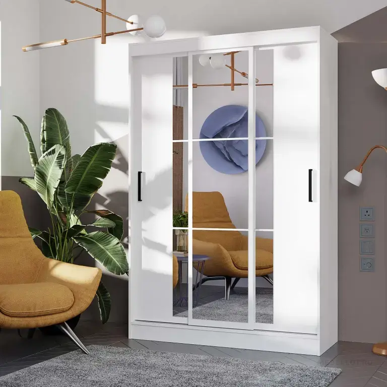 Продам стильный шкаф-купе Тайм - белого цвета, 131 см